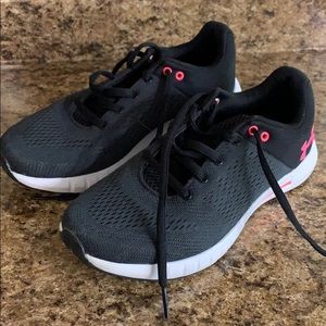 Like new under armour